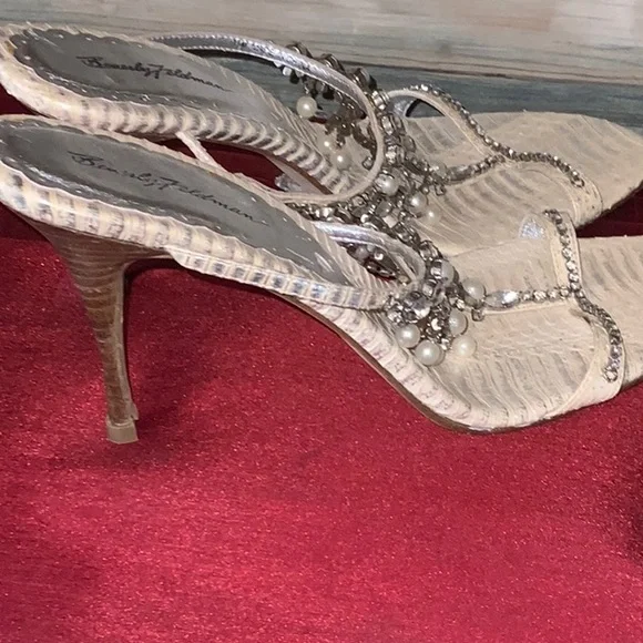 Beverly Feldman Heeled Sandals - Picture 4 of 9